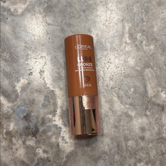L'Oreal Lumi Bronze Stick - 100 Sunkissed Rosé - Picture 3 of 4